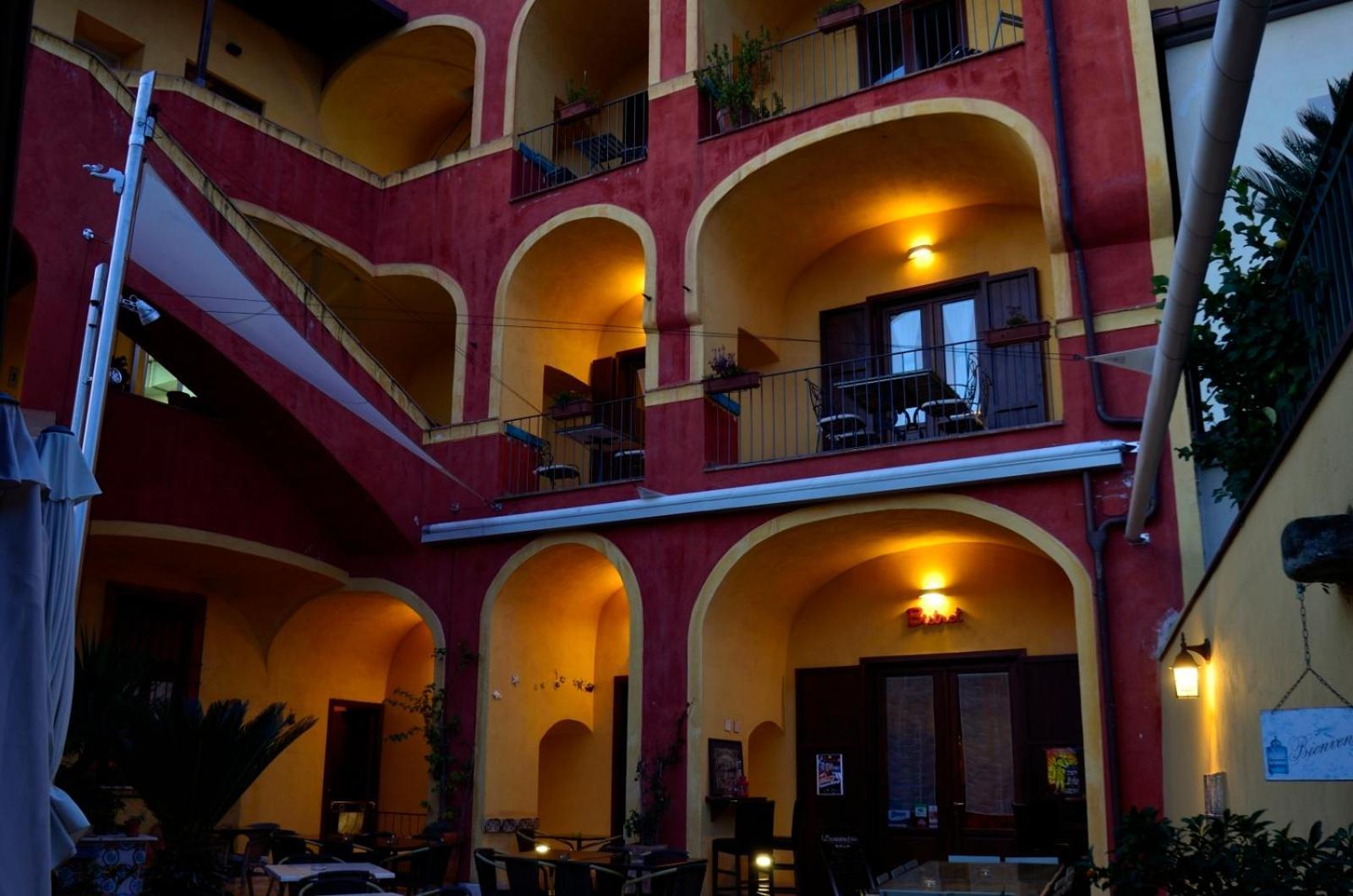 Manouche Affittacamere Osteria Caserta Exterior foto